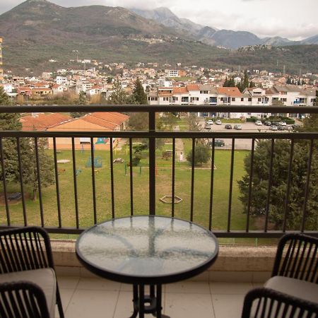 Apartment Plamenatz بار المظهر الخارجي الصورة