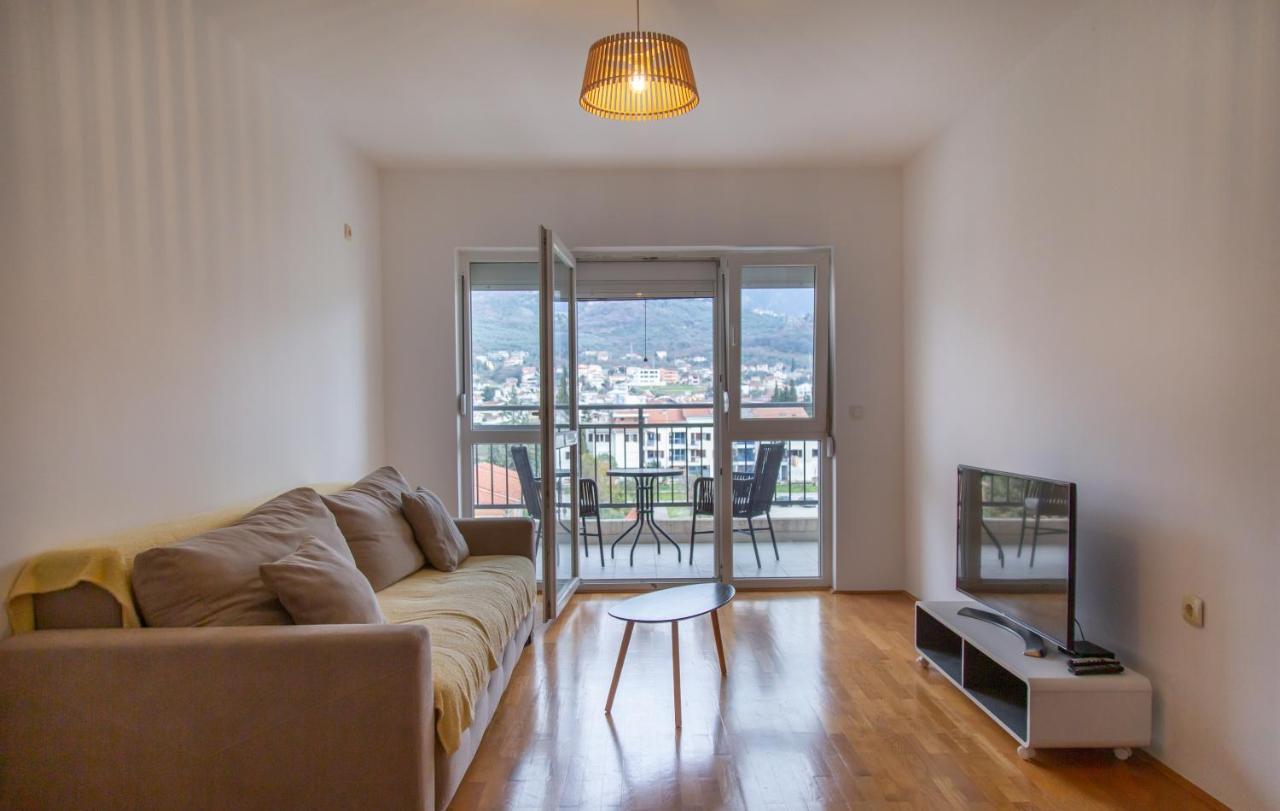 Apartment Plamenatz بار المظهر الخارجي الصورة